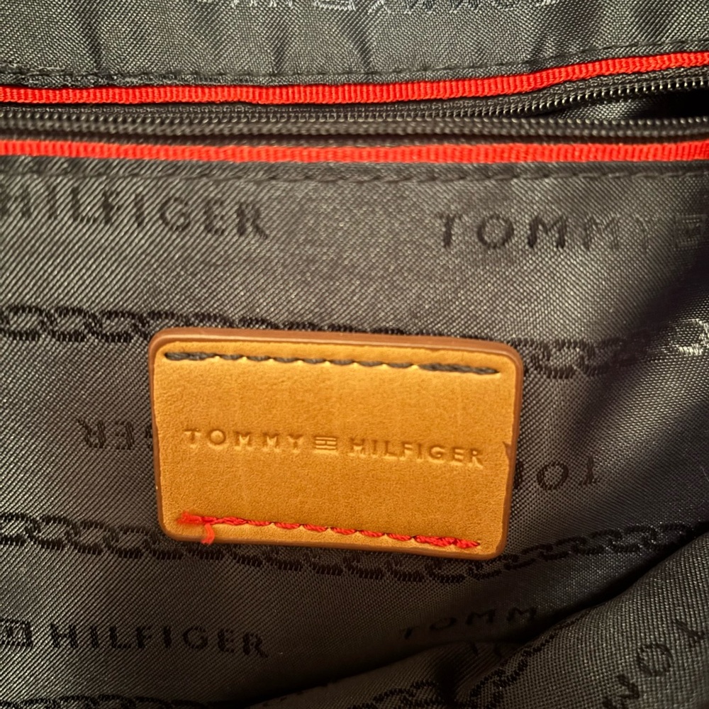 Tommy Hilfiger Sac à Dos Femme Rouge Bandoulière Zip Doré